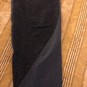 Pink  leggings 2 shades of blue small petite